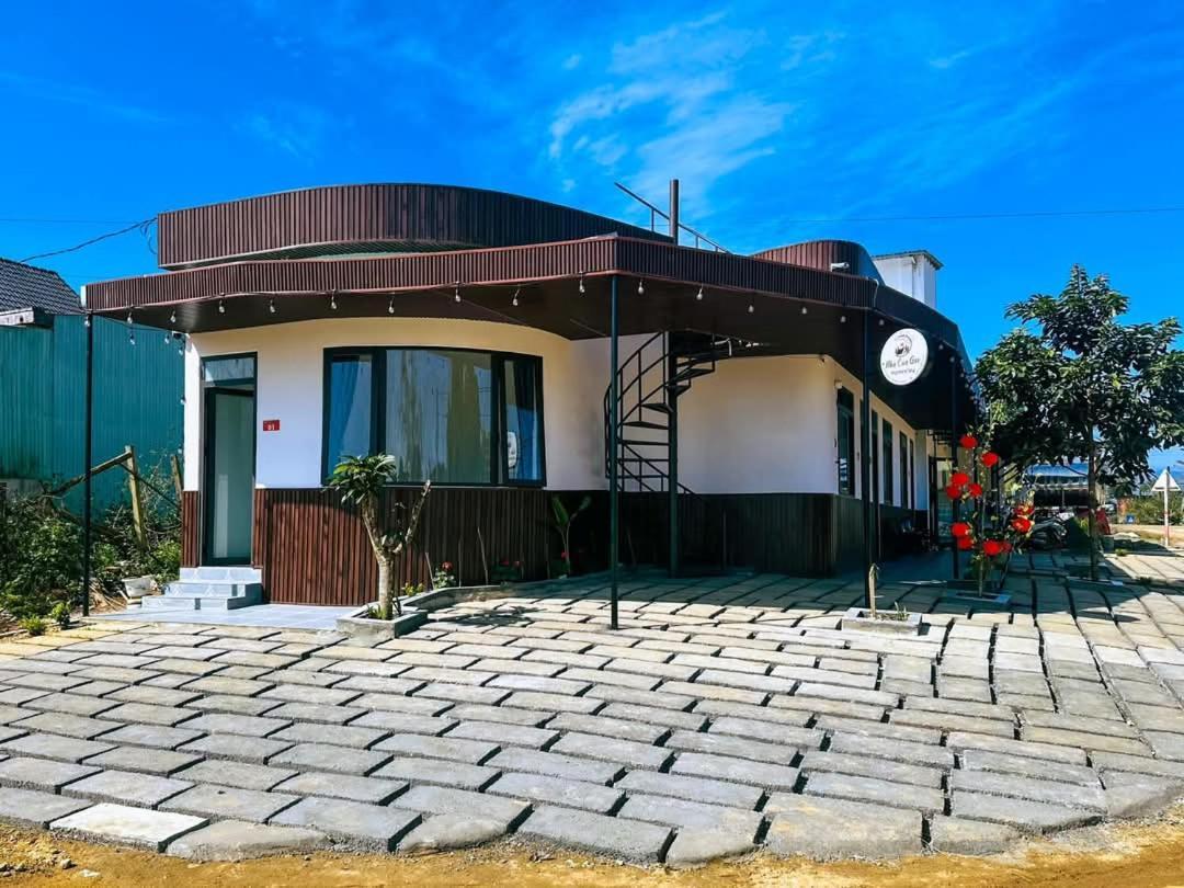 Homestay Nha Cua Gao Kon Tum Exterior foto